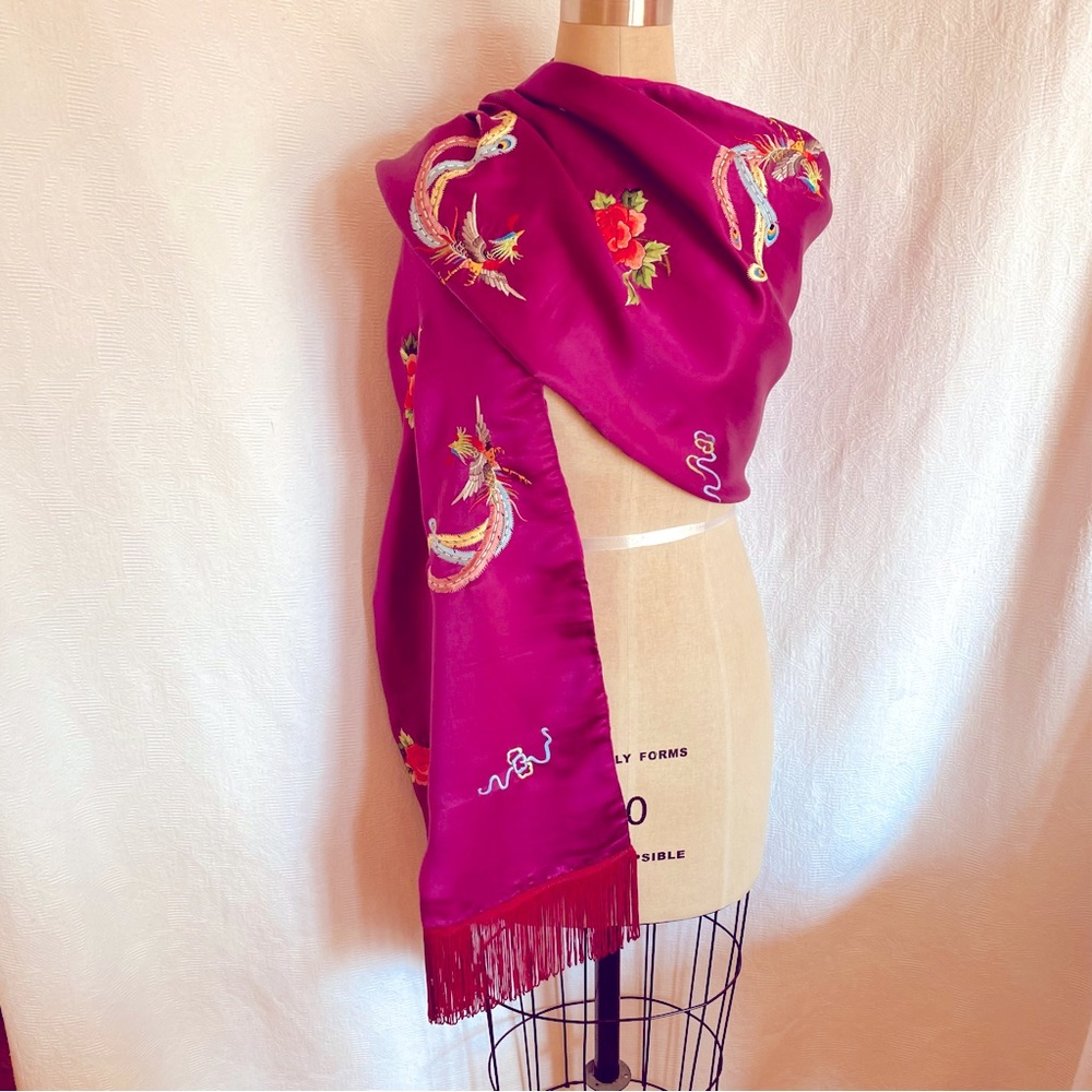 Pure silk embroidered lined fringed shawl
